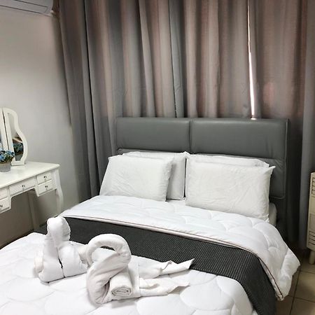 Sea Line Hotel From R&A Group 巴特亚姆 外观 照片