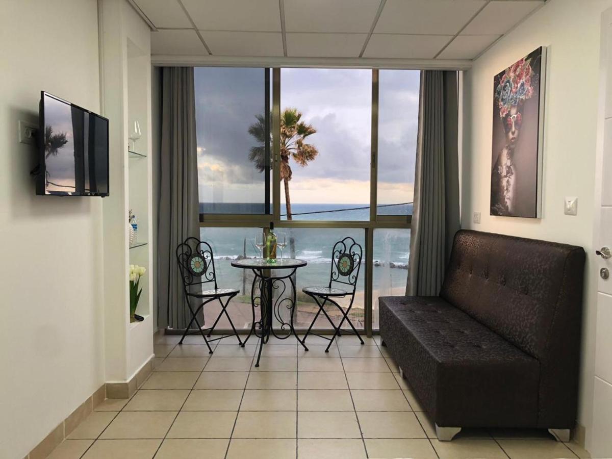 Sea Line Hotel From R&A Group 巴特亚姆 外观 照片