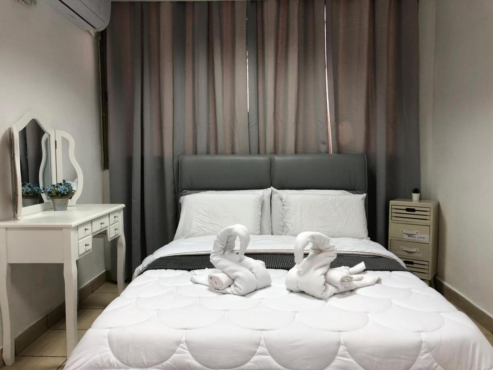 Sea Line Hotel From R&A Group 巴特亚姆 外观 照片